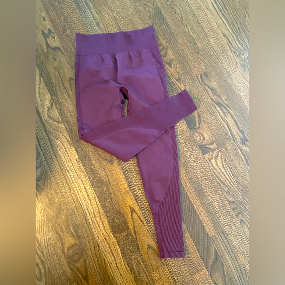 Z Supply Plum Leggings